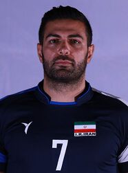 مسعود عزیزی