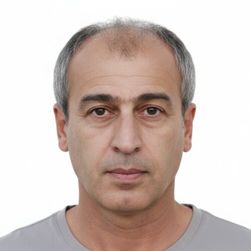 محسن عاشوری