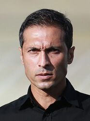 فرزاد آشوبی