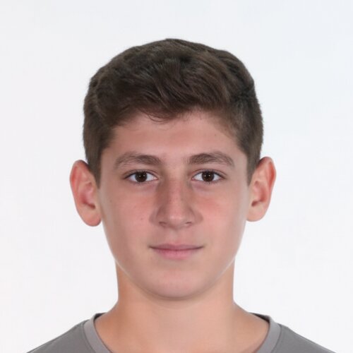 آریاز حاجی عزیزی