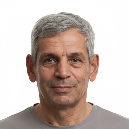 احمد صادق زاده