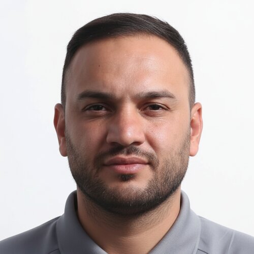 میثم حمزه زاده