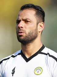 سیامک کوهنورد