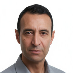 رضا عنایتی