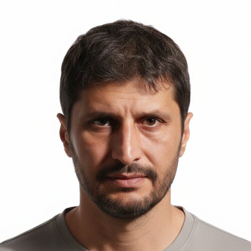 هملت میختاریان