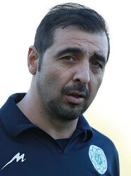 یونس باهنر