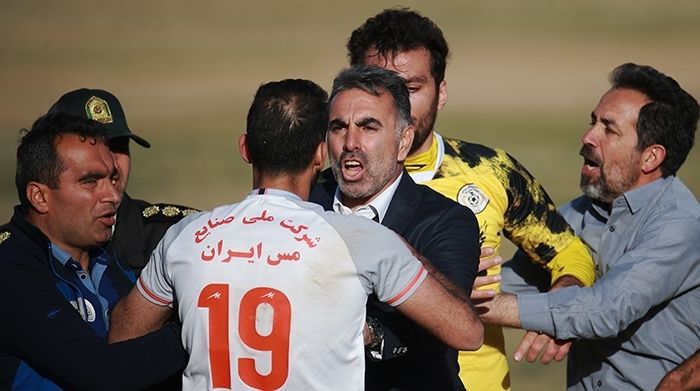 خوشه طلایی ۰ - ۱ مس کرمان