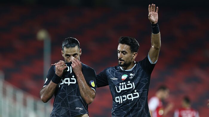 پرسپولیس ۰ - ۱ تراکتور