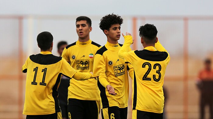 مس کرمان ۰ - ۱ سپاهان