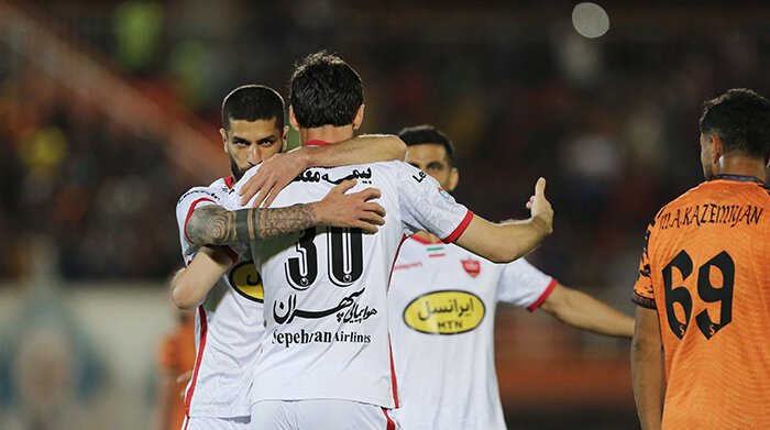 مس کرمان ۱ - ۳ پرسپولیس