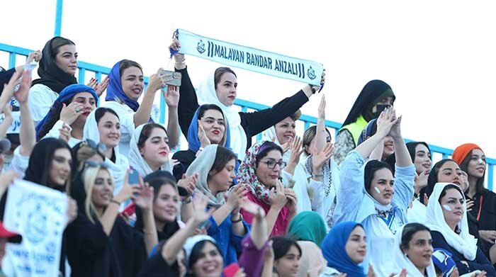 ملوان بندر انزلی ۴ - ۰ فولاد خوزستان