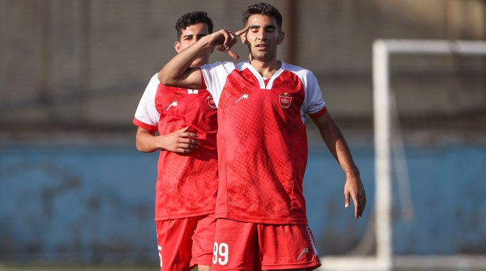 مقاومت ۰ - ۴ پرسپولیس