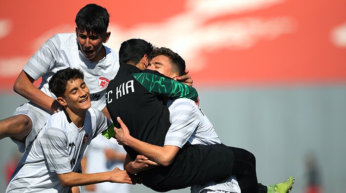 پرسپولیس ۰ - ۱ آکادمی کیا