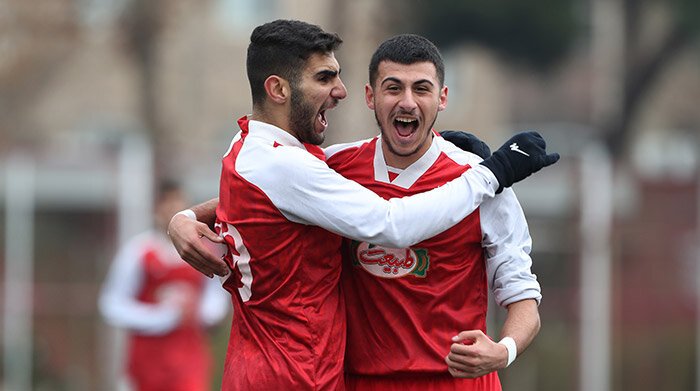 پرسپولیس ۴ - ۲ مقاومت