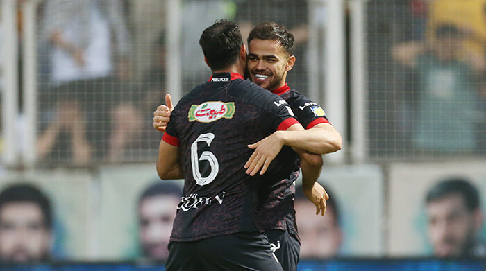 نساجی مازندران ۱ - ۲ پرسپولیس