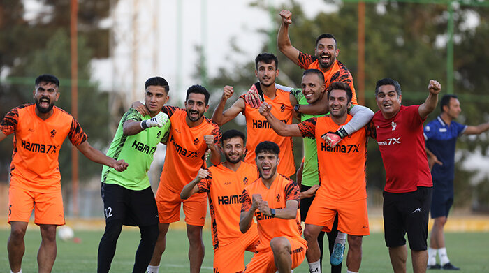 جلسه تمرینی تیم فوتبال پیکان