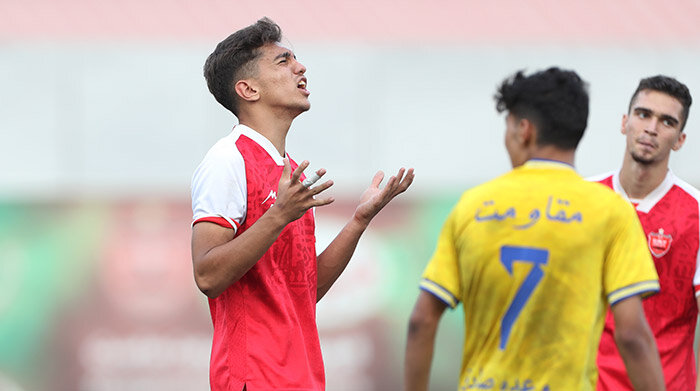 پرسپولیس ۱ - ۱ مقاومت