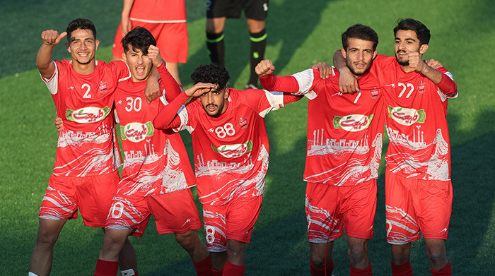 پرسپولیس ۴ - ۳ عقاب