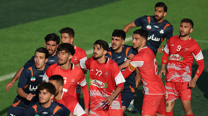 پرسپولیس ۲ - ۲ سایپا