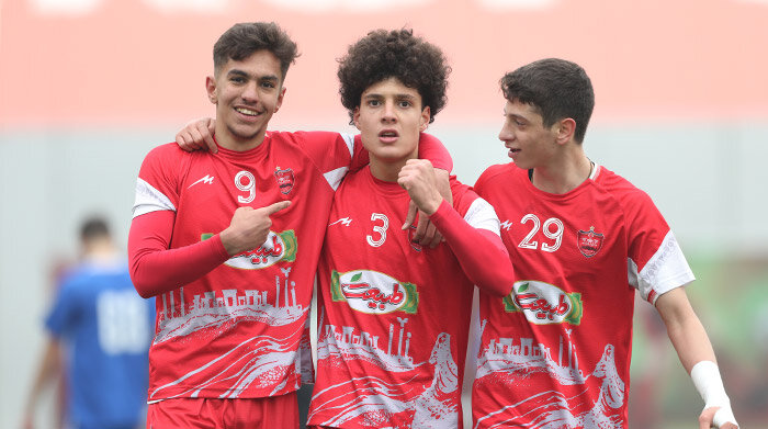 پرسپولیس ۵ - ۲ آریا پارس