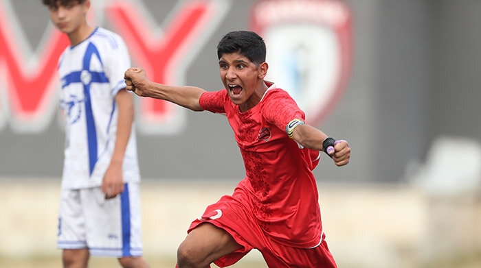 توپان تک رو آتیه ۰ - ۱ پرسپولیس