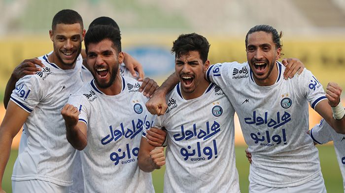 پیکان ۰ - ۳ استقلال