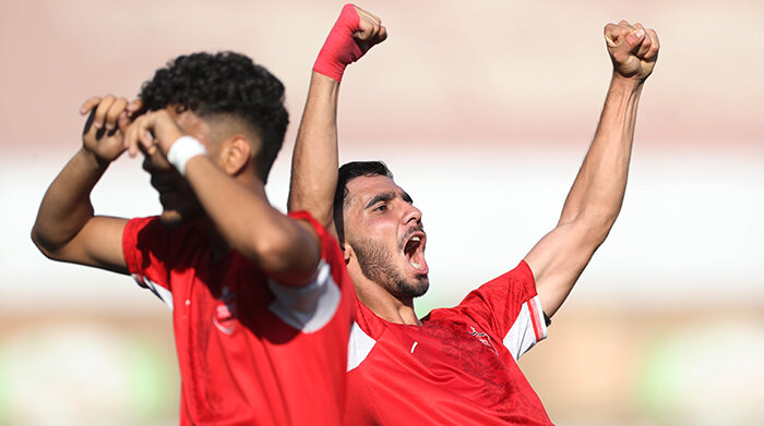 پرسپولیس ۳ - ۰ استقلال