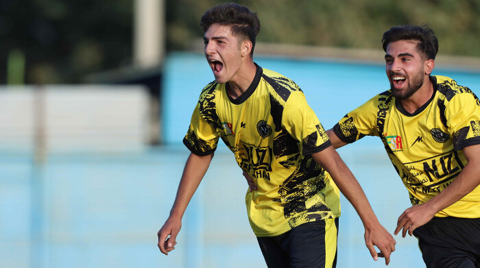 نصف جهان ۲ - ۰ ملوان بندر انزلی