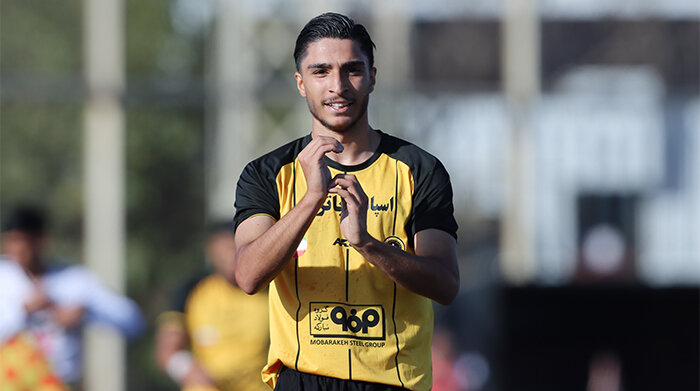 سپاهان ۵ - ۱ تراکتور