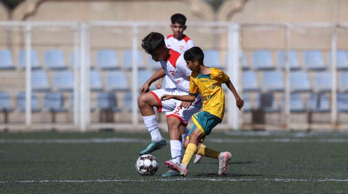 آکادمی کیا ۰ - ۰ آبی پوشان روشن