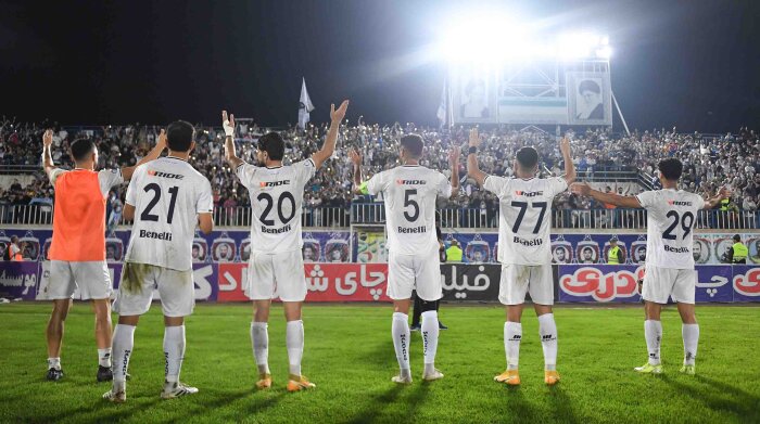 ملوان بندر انزلی ۲ - ۱ استقلال خوزستان