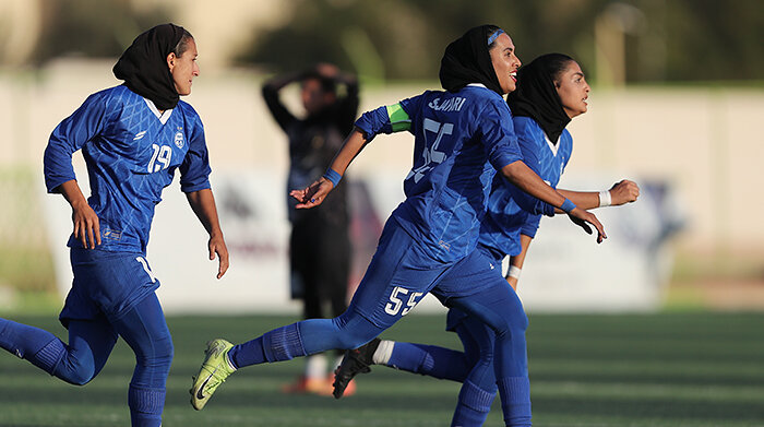 شهباز فراز صفه ۰ - ۱ استقلال