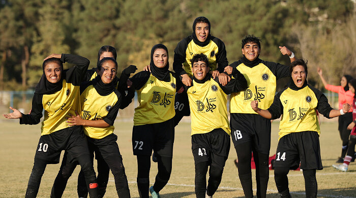 آراد ورزش زاگرس اصفهان ۳ - ۱ توکان مهام آیریا