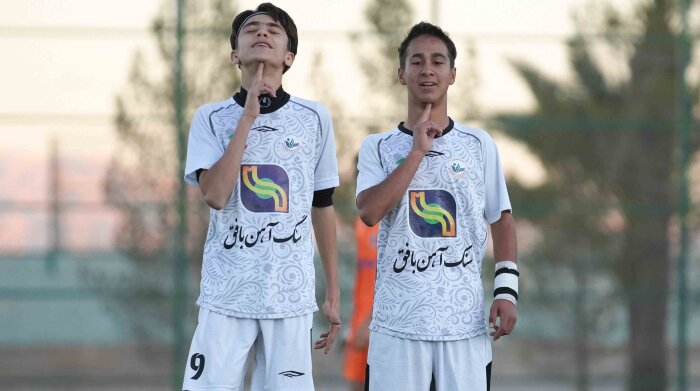 سنگ آهن بافق ۲ - ۱ شهید قندی