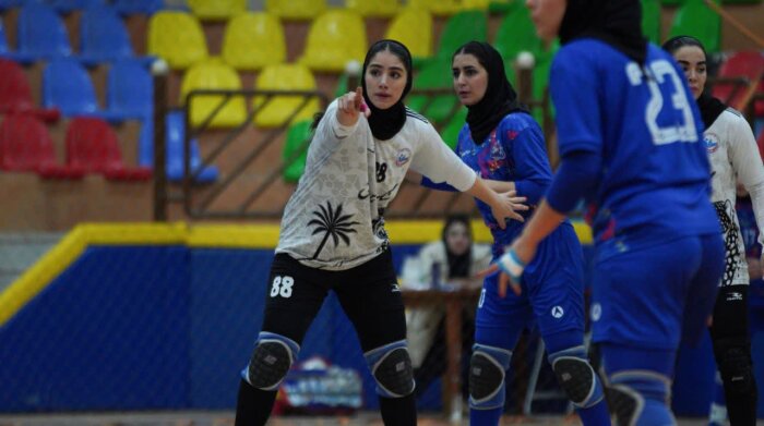 سنگ آهن بافق ۳۰ - ۲۳ زاگرس جنوبی فارس