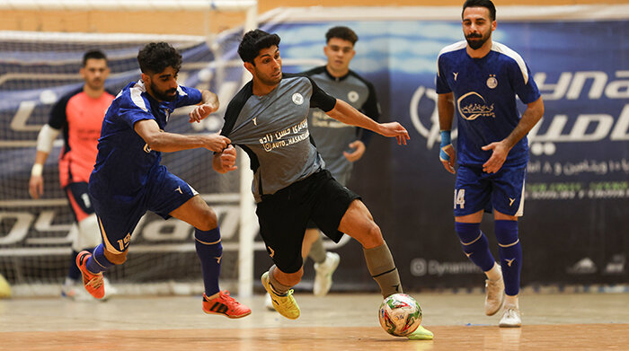 استقلال ۲ - ۲ مقاومت همدان