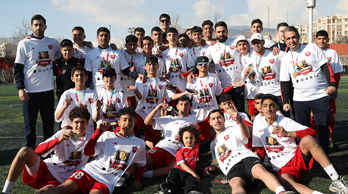 پرسپولیس ۲ - ۲ پیکان