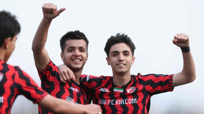 کیا ۳ - ۰ تراکتور