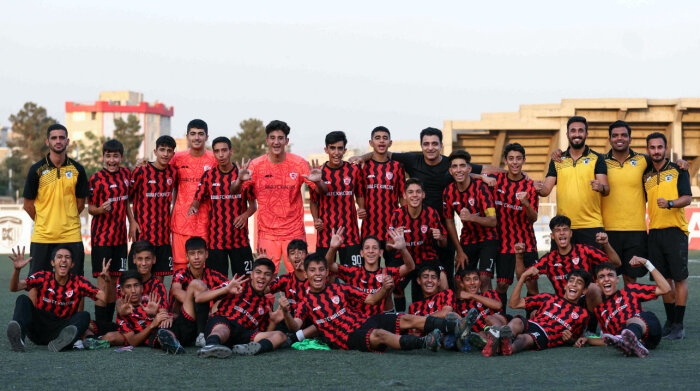 آکادمی کیا ۸ - ۲ پارسیان جوان ایرانیان