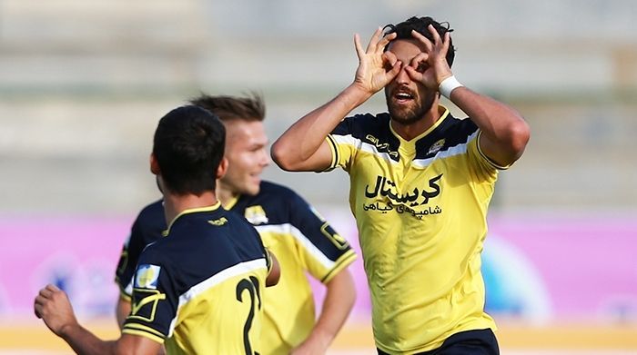 راه آهن ۵ - ۰ استقلال اهواز