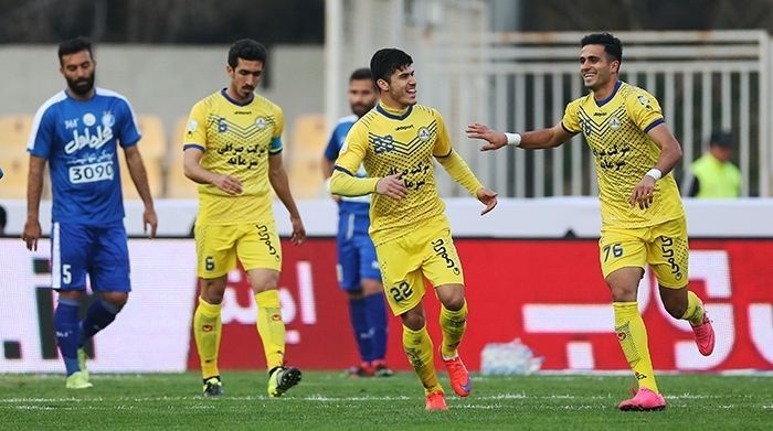 نفت تهران ۱ - ۰ استقلال
