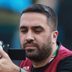 مهداد هوشیاری