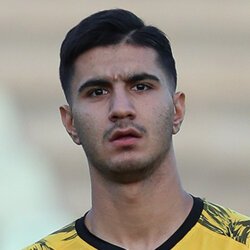 ارشا شکوری