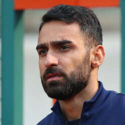امید ارزانی