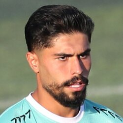 احسان دلیر غفاری آذر