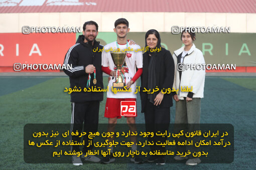 1404.11.24_18398_156_0273